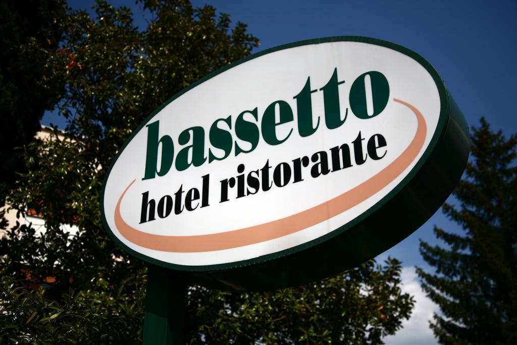 Hotel Bassetto Ferentino Bagian luar foto