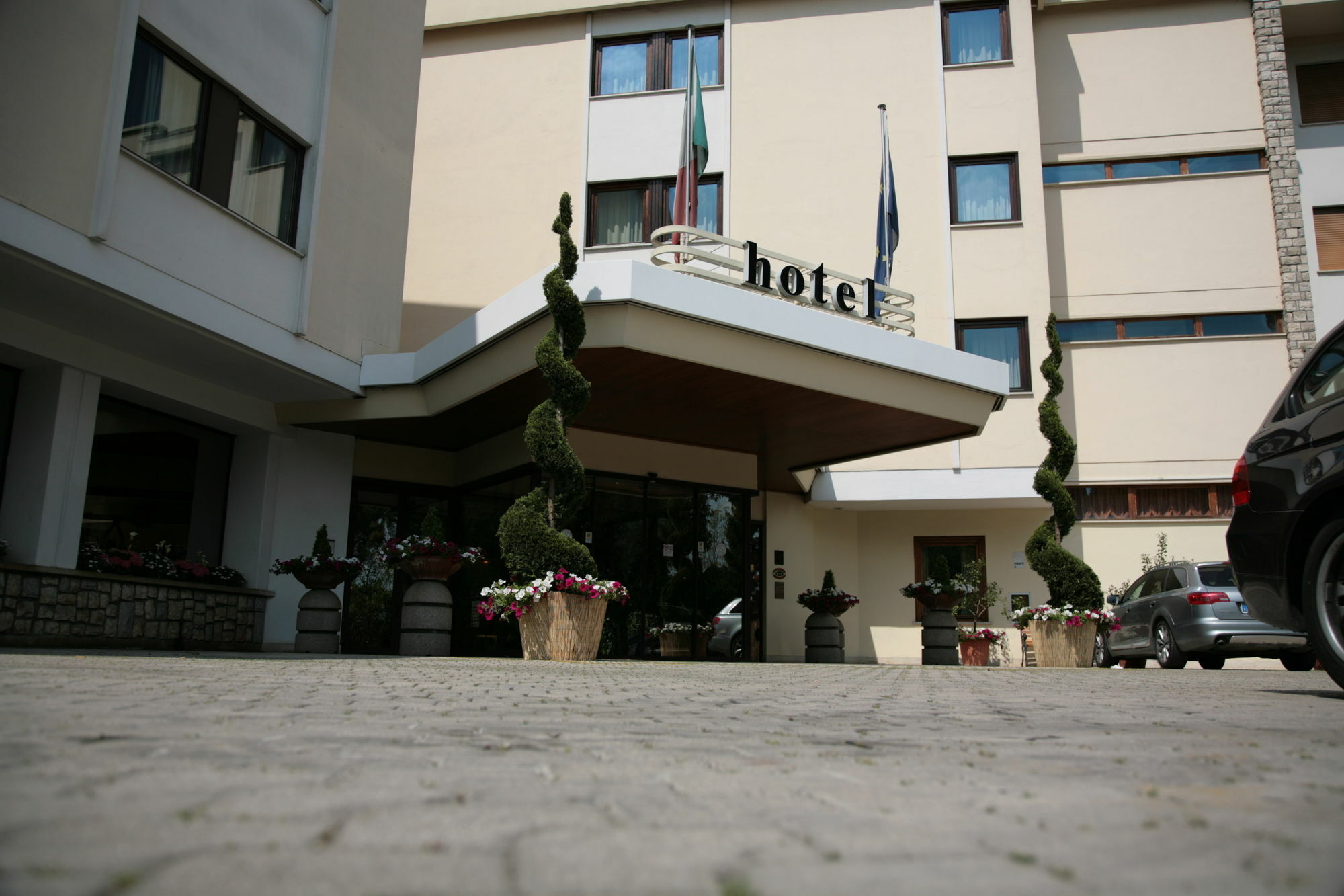 Hotel Bassetto Ferentino Bagian luar foto