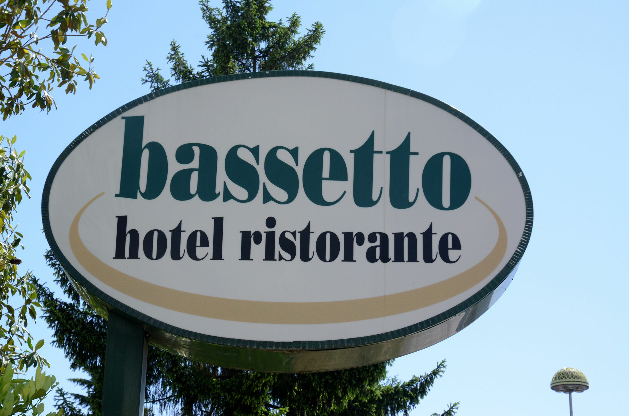Hotel Bassetto Ferentino Bagian luar foto