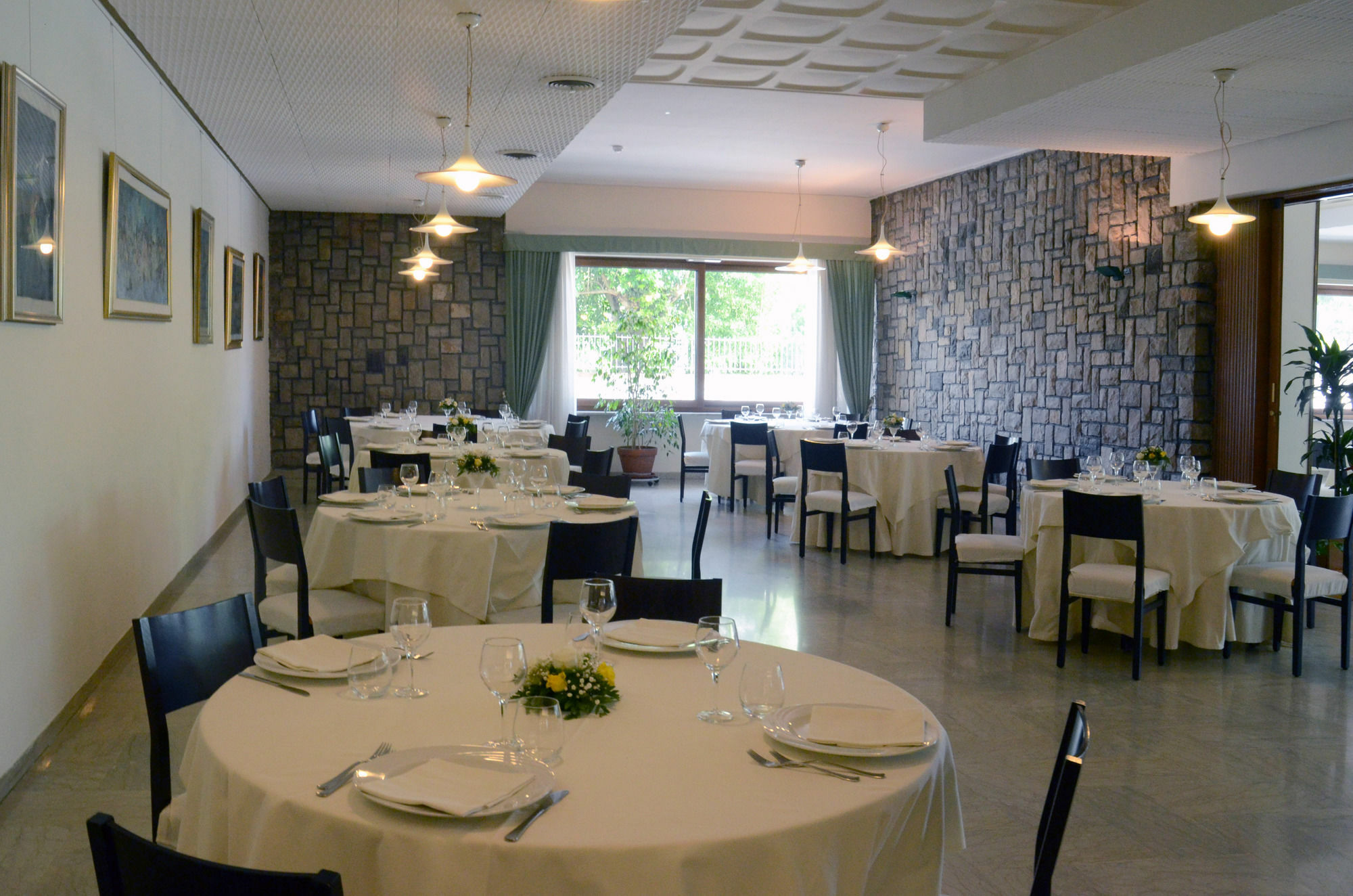 Hotel Bassetto Ferentino Bagian luar foto