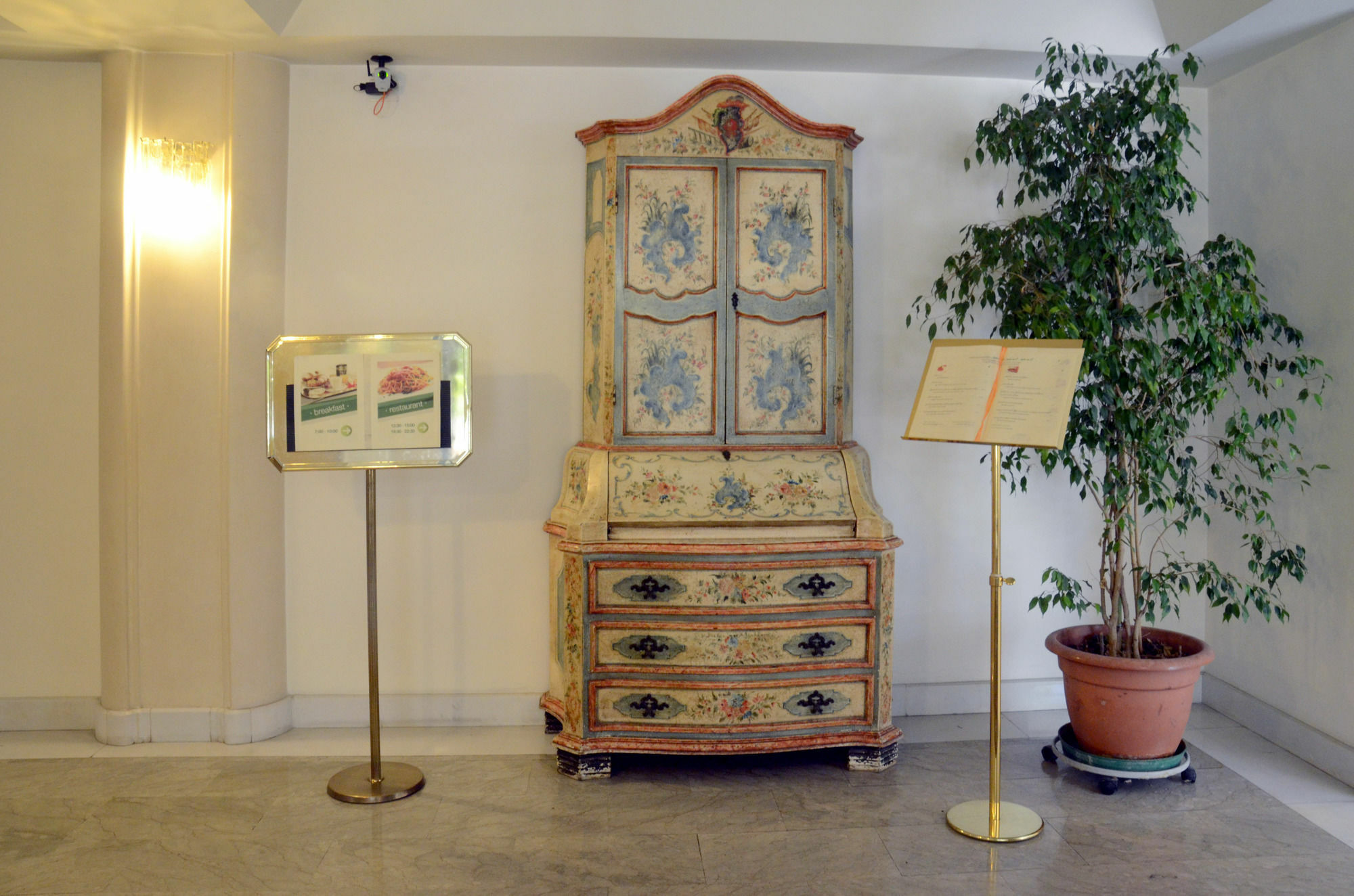 Hotel Bassetto Ferentino Bagian luar foto